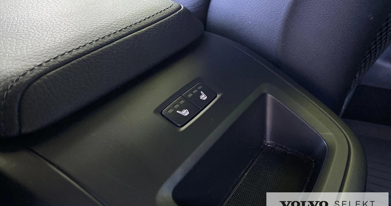 Volvo V60 cena 132900 przebieg: 88195, rok produkcji 2020 z Ciechanów małe 352